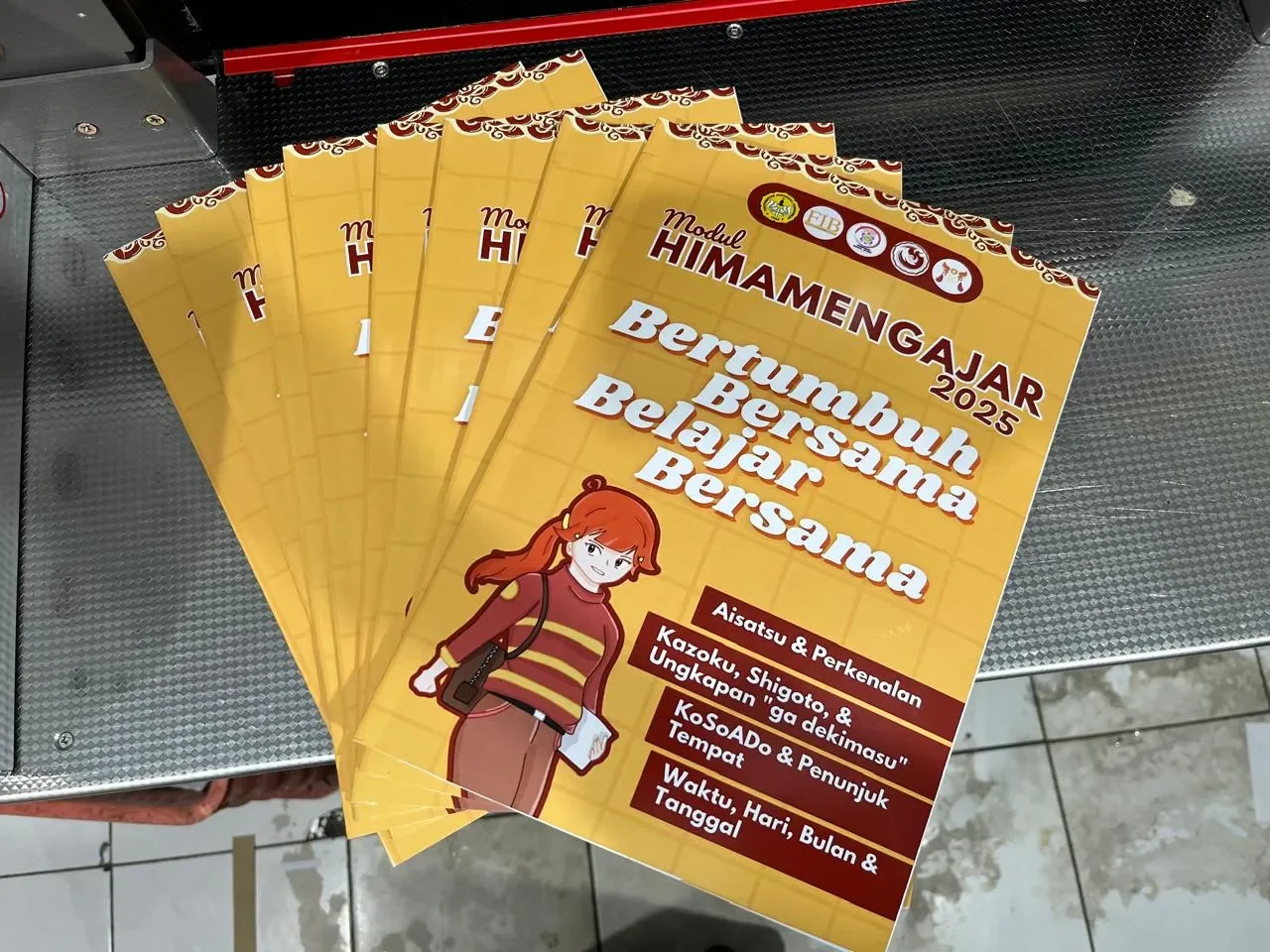 Cetak Majalah