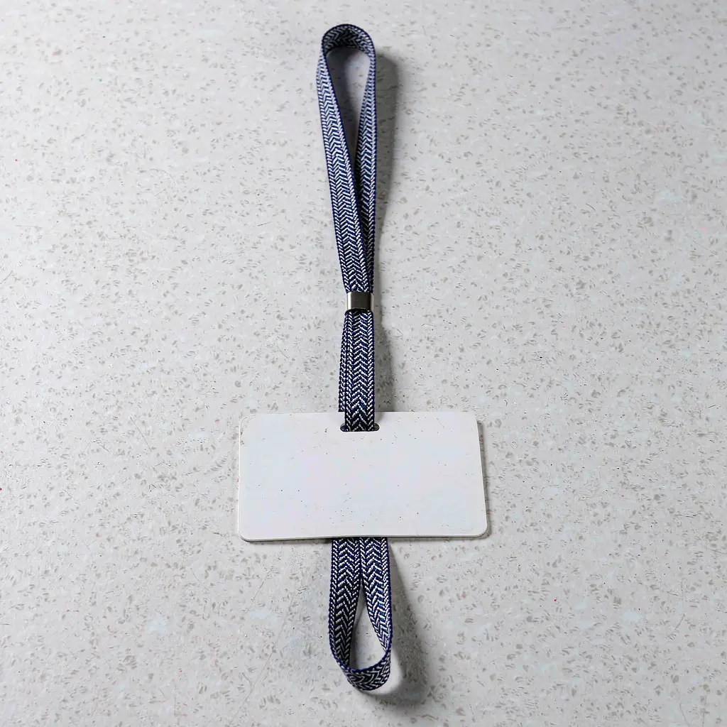 Lanyard + id card (TANPA CASE)
